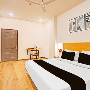 Super Townhouse Mukut Bazar